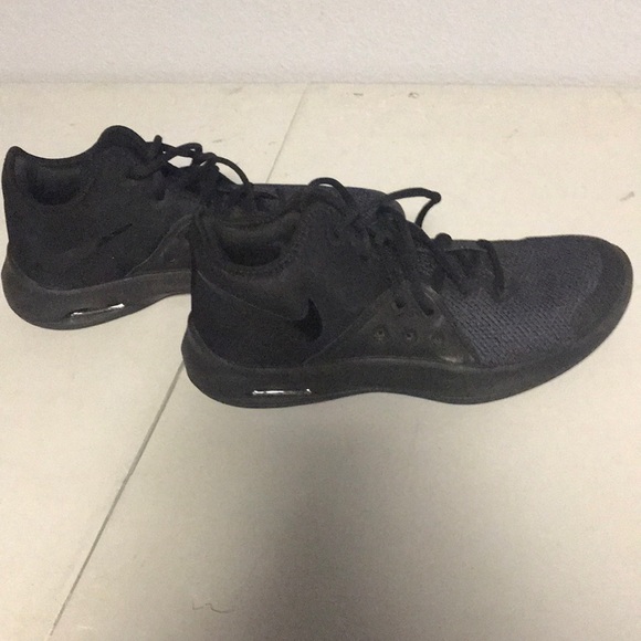 size 7 nike basketball shoes